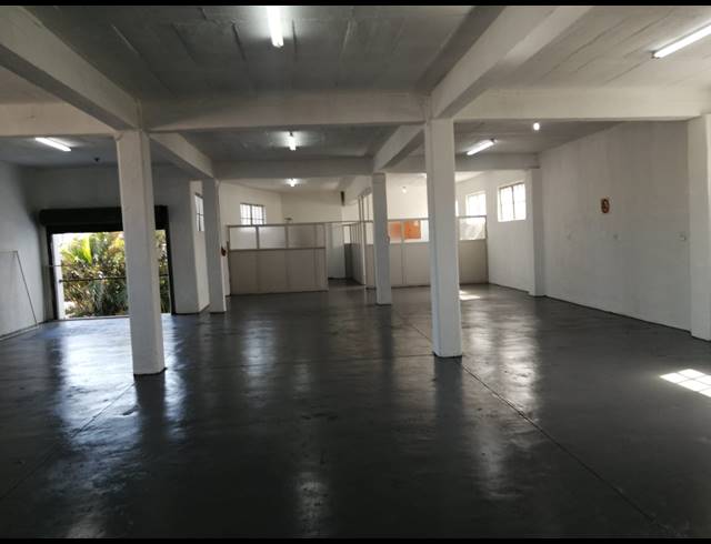 719M² WAREHOUSE FOR SALE IN SPRINGFIELD PARK